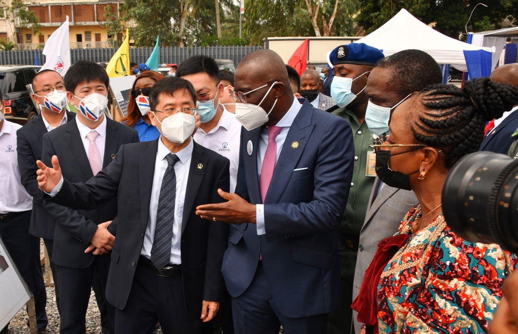 GOV. SANWO-OLU AT THE GROUND-BREAKING CEREMONY OF THE GRAND PANORAMA APARTMENTS